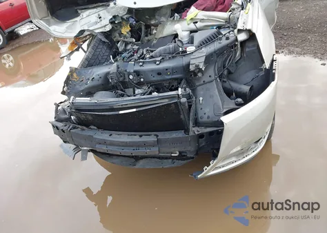 2013 Chevrolet Traverse Ltz z USA, uszkodzony, nr VIN 1GNKRLKD7DJ211526